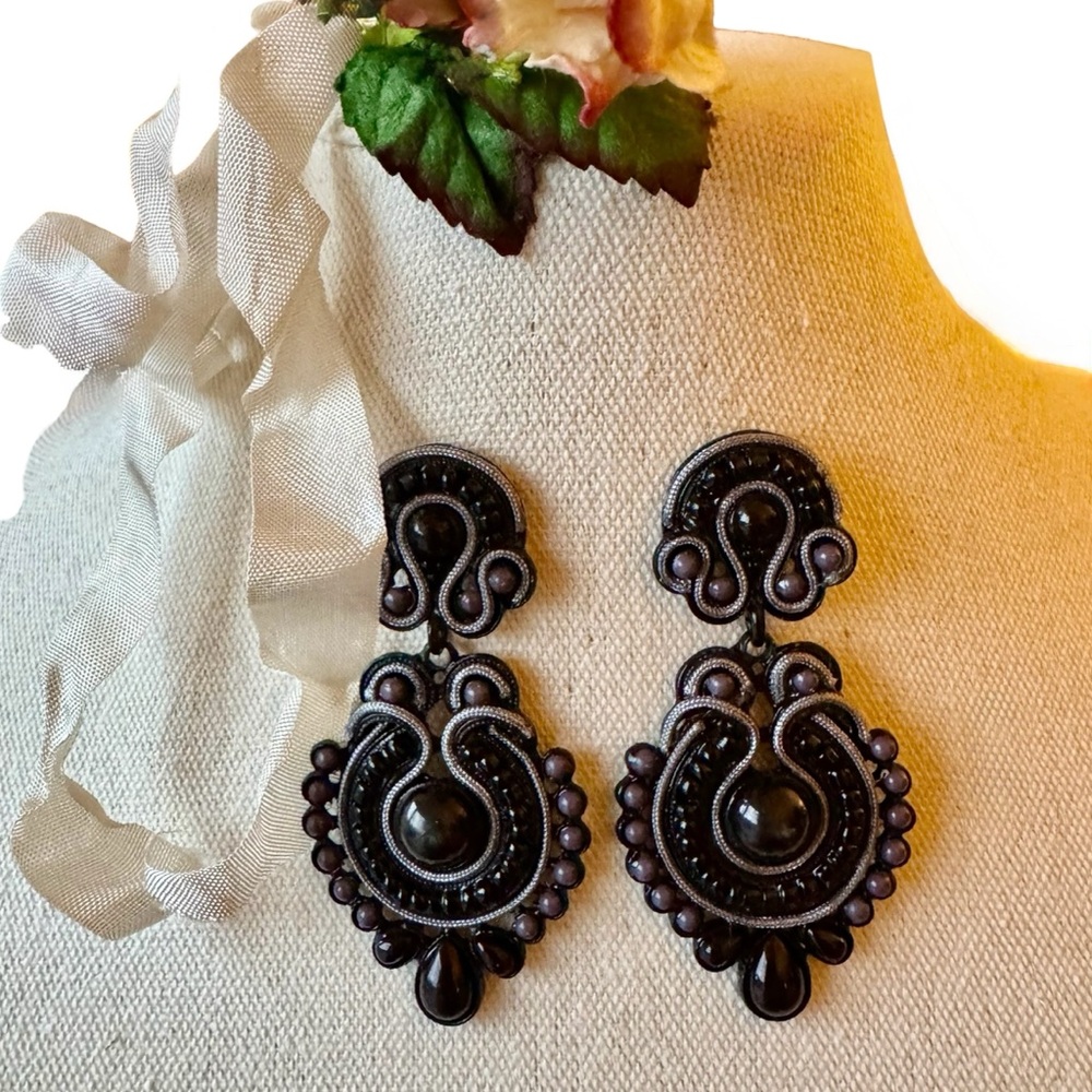 NWT‎ Statement Black NWT Cherie Fashion Nova Grunge Whimsygoth Earrings